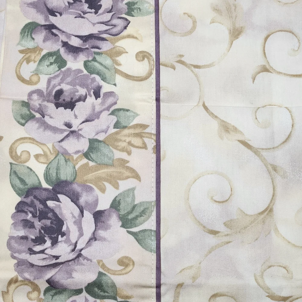 Pair Of VTG Croscill Chambord Purple Rose Border Standard Pillowcases Pair NWOT